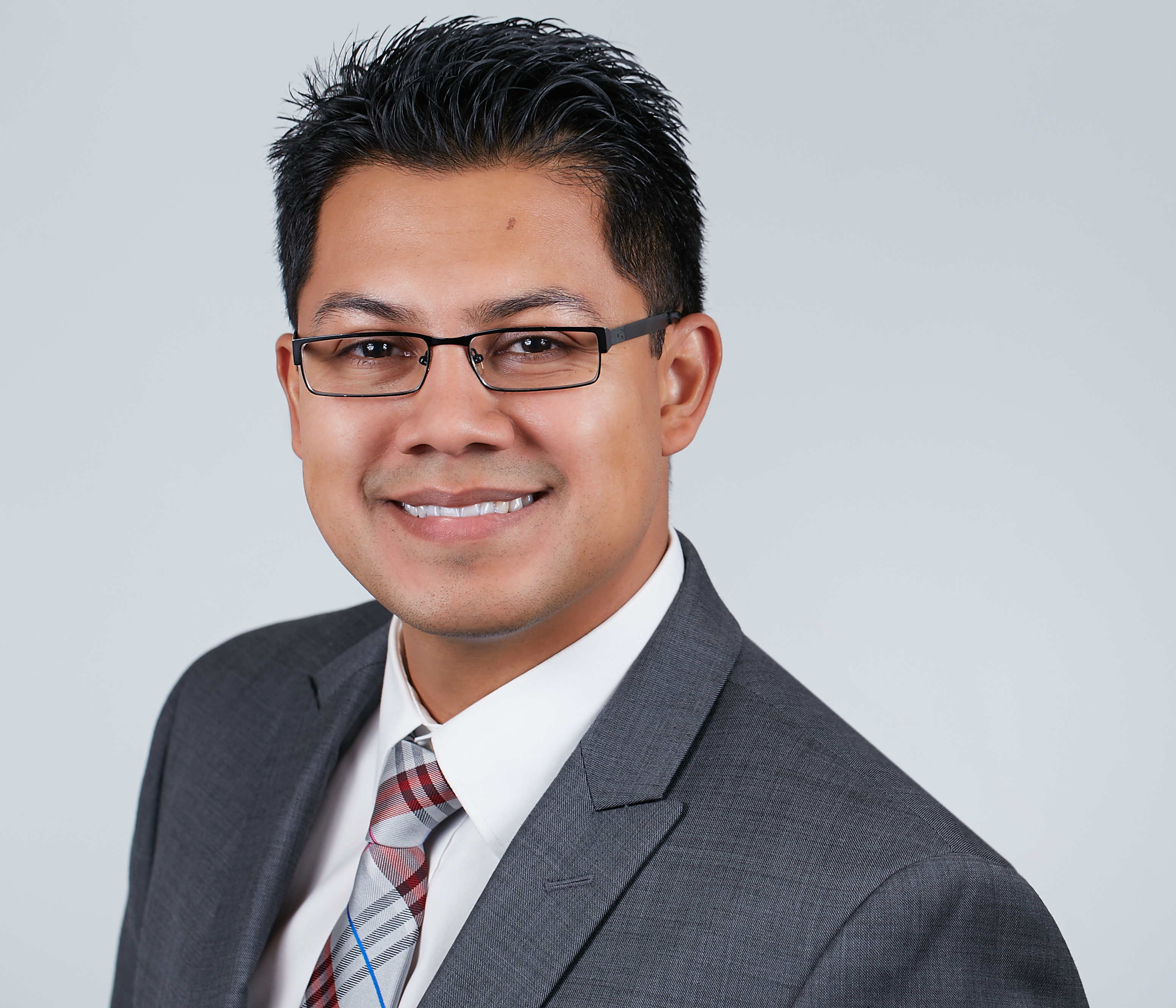 Dr. George Molina